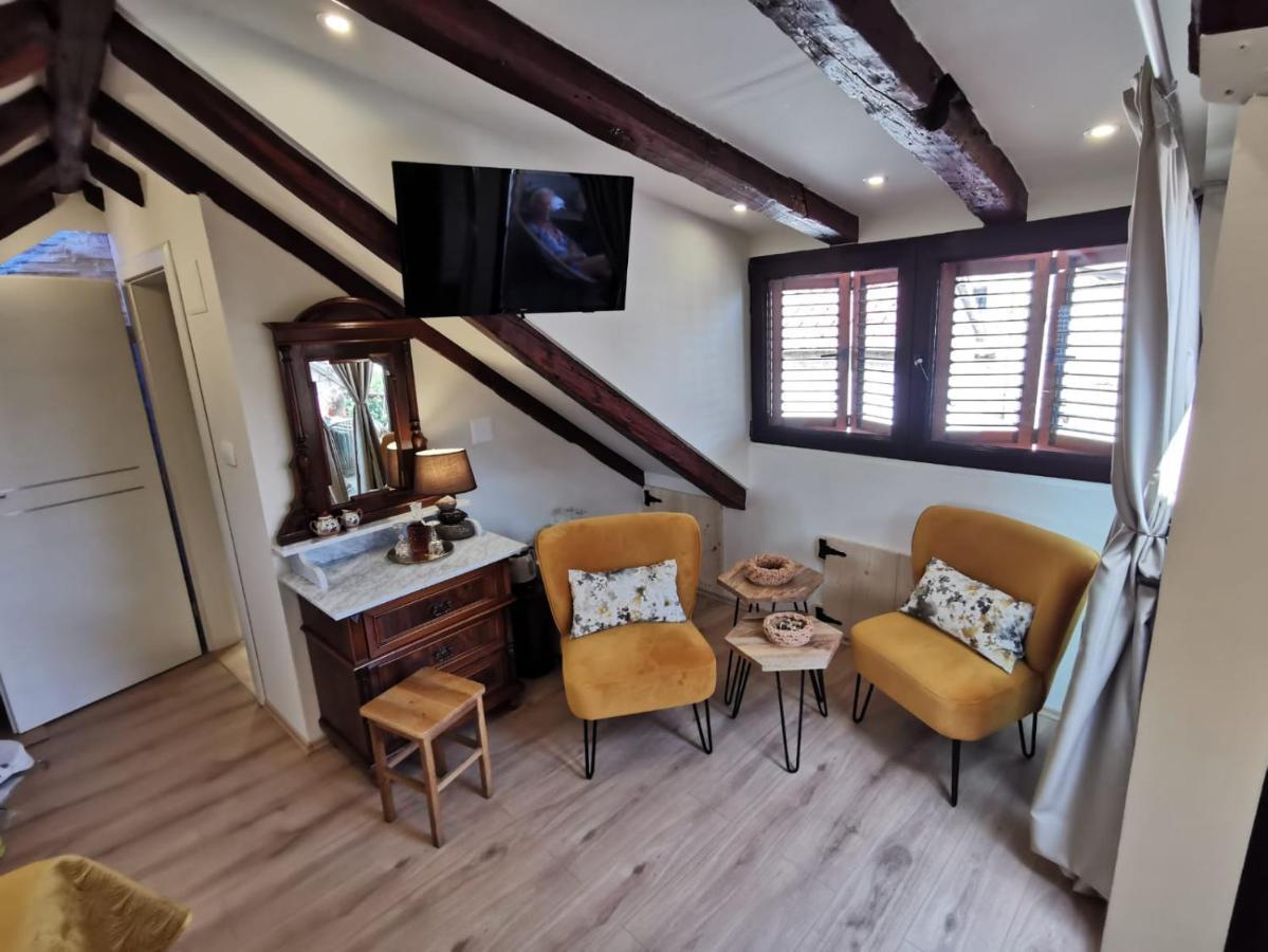 Apartments & Rooms Trogir Stars Free Parking Luaran gambar