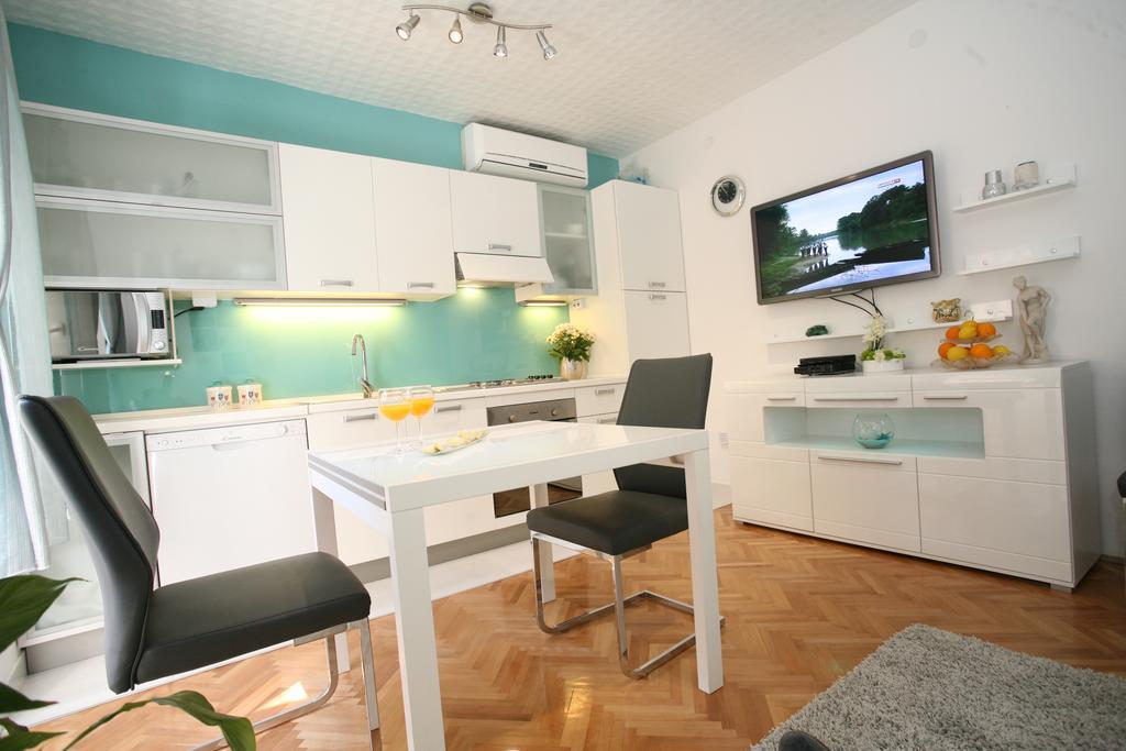 Apartments & Rooms Trogir Stars Free Parking Luaran gambar