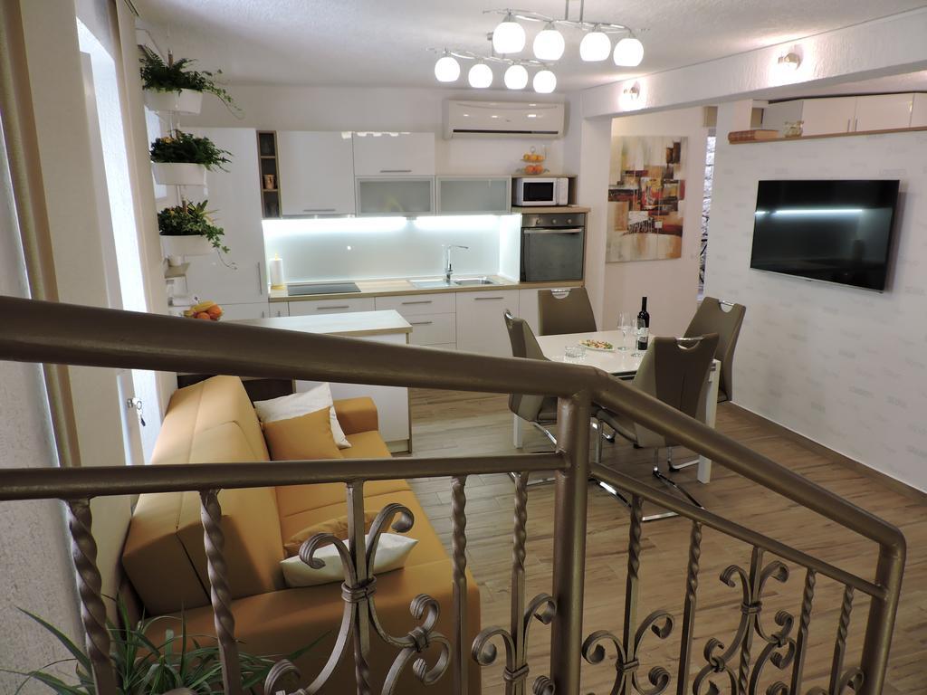 Apartments & Rooms Trogir Stars Free Parking Luaran gambar